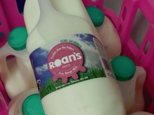 roans milk at the green frog cafe moffat